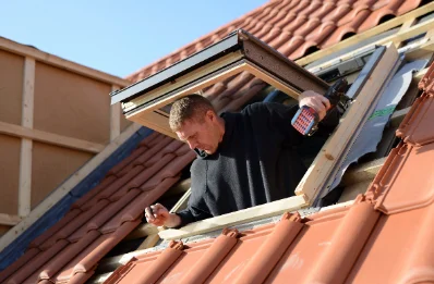 Pose de fenêtres de toit Velux à Vervant